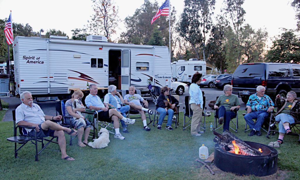 The club’s campsite at Puddingstone Lake